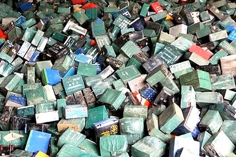巴彦淖尔回收旧电池价格多少-正规公司高价收报废电池